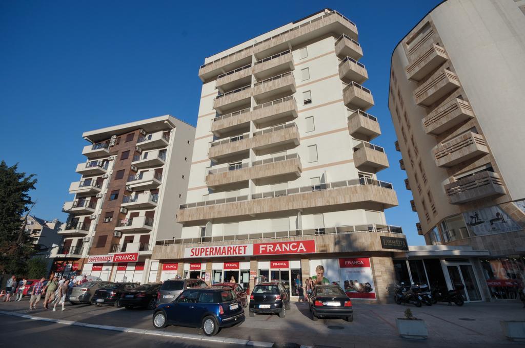Lux Mms Apartment