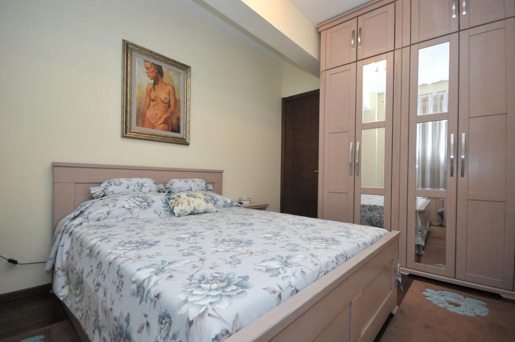 Lux Mms Budva